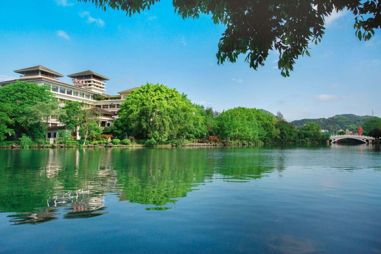 Guilin Ronghu Hotel Eksteriør bilde